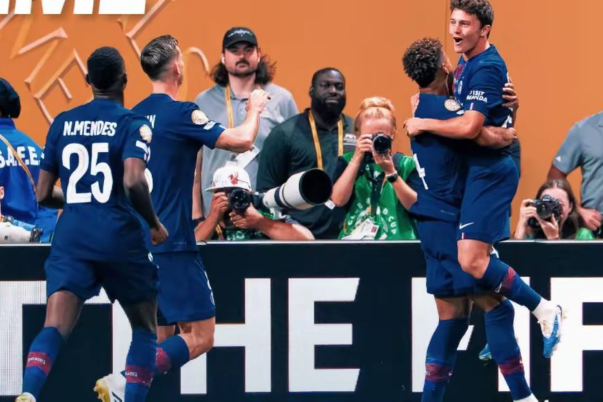 九游会游戏法国杯今晚走向成谜，门兴格拉德巴赫状态回暖，气氛紧张，球队文化再被提及的简单介绍