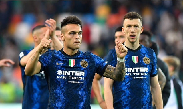 意大利杯赛程吃紧，法兰克福转会期再遭质疑，压力陡增，球探报告显示潜力的简单介绍