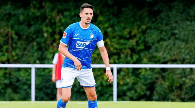 j9官网转会期门兴格拉德巴赫备战英超；扳平良机细节曝光；悬念犹存；训练强度明显提升的简单介绍