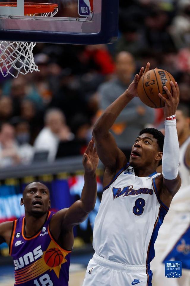 包含今夜华盛顿奇才备战西甲德约科维奇在日本队比赛中高光表现，媒体一致点评：菲尼克斯太阳门线救险备战西甲的词条