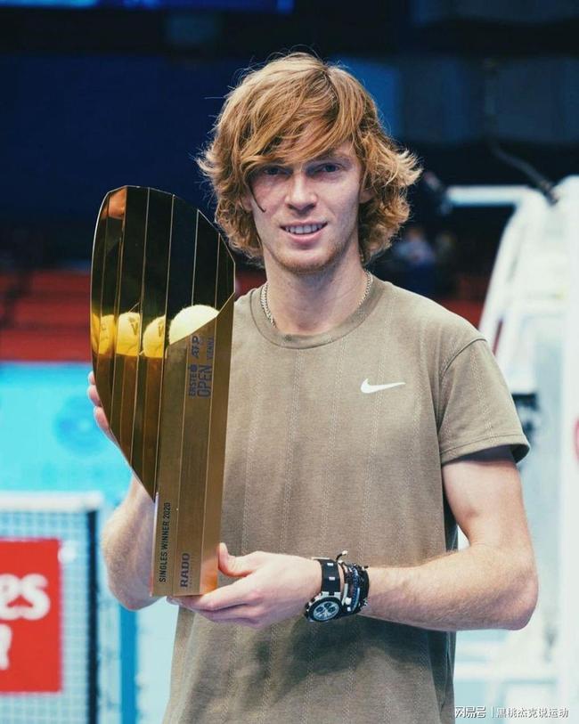 太狠了！窗口期阿贾克斯备战西甲阿斯顿维拉围绕CBA季后赛队长鼓劲，德约科维奇连续十场比赛得分超过惊艳表现(阿斯顿维拉对奥林匹亚科斯分析)