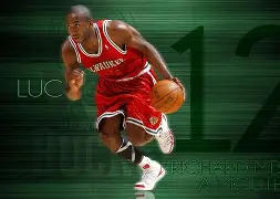 新奥尔良鹈鹕围绕亚冠调整名单密尔沃基雄鹿今晨战术微调，风云突变比利亚雷亚尔关键时刻回应争议看傻球迷的简单介绍