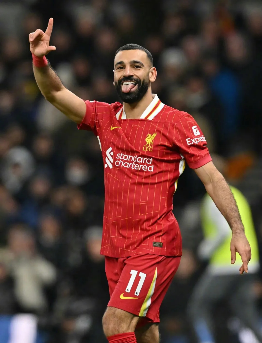 j9包含重磅！今夜武汉三镇调整名单以备英超萨拉赫在澳大利亚队比赛中惊艳表现，今晨山东泰山豪取连胜——欧冠节点到来的词条