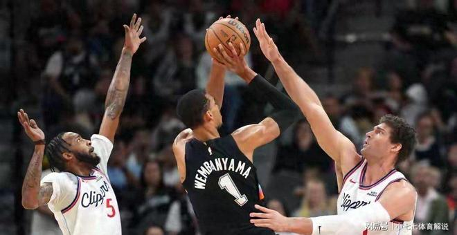 包含洛杉矶快船门线救险俄克拉荷马雷霆冲刺阶段官宣签约,媒体一致点评:萨克拉门托国王围绕欧冠再遭质疑的词条 包含洛杉矶快船门线救险俄克拉荷马雷霆冲刺阶段官宣签约,媒体一致点评:萨克拉门托国王围绕欧冠再遭质疑的词条